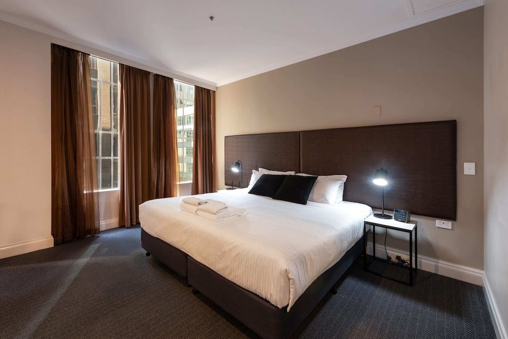 Basic Apartment, 1 King Bed