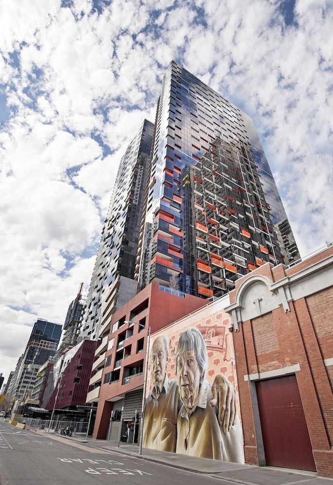 uws short stay