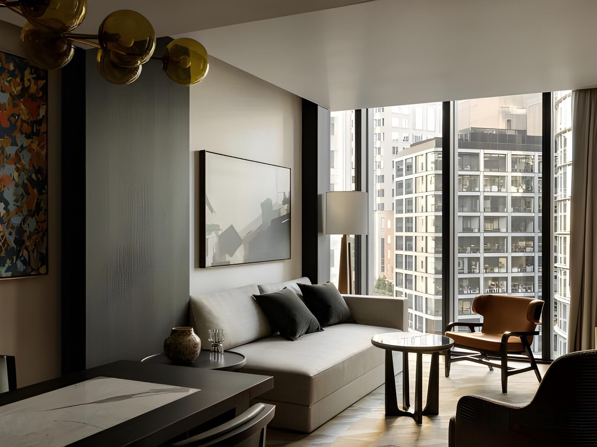 Skyline Suite - King