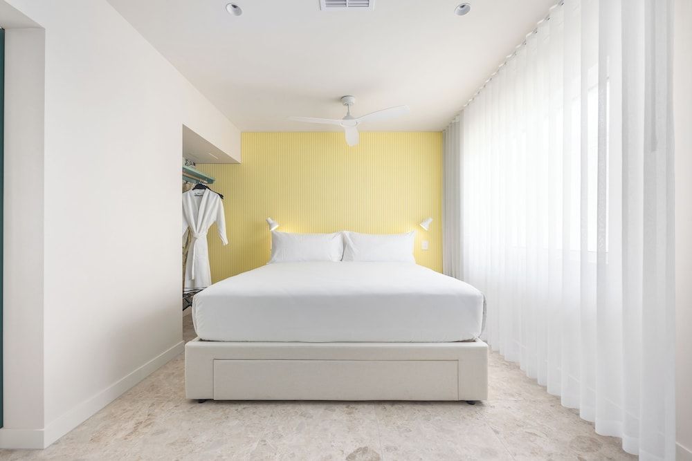 Miami Suite