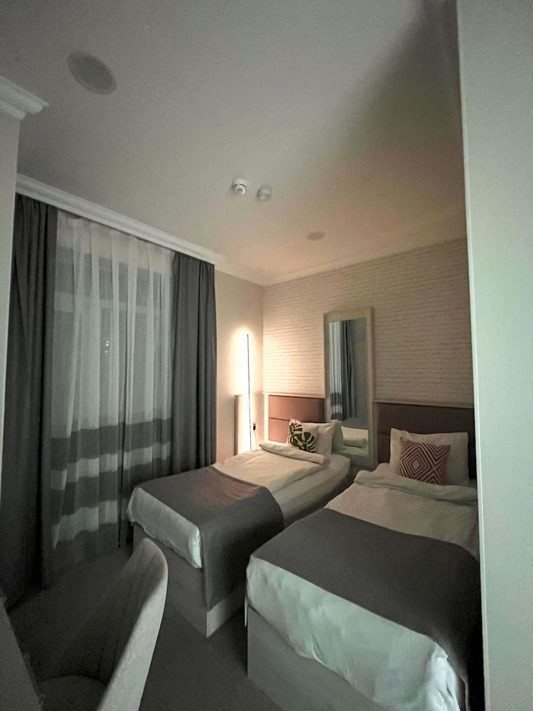 Zimmer Boutique Hotel Standard Double or Twin Room 5