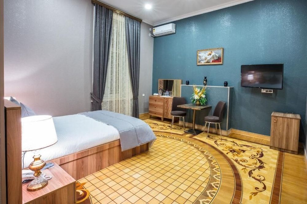 Deluxe Double Room, City View