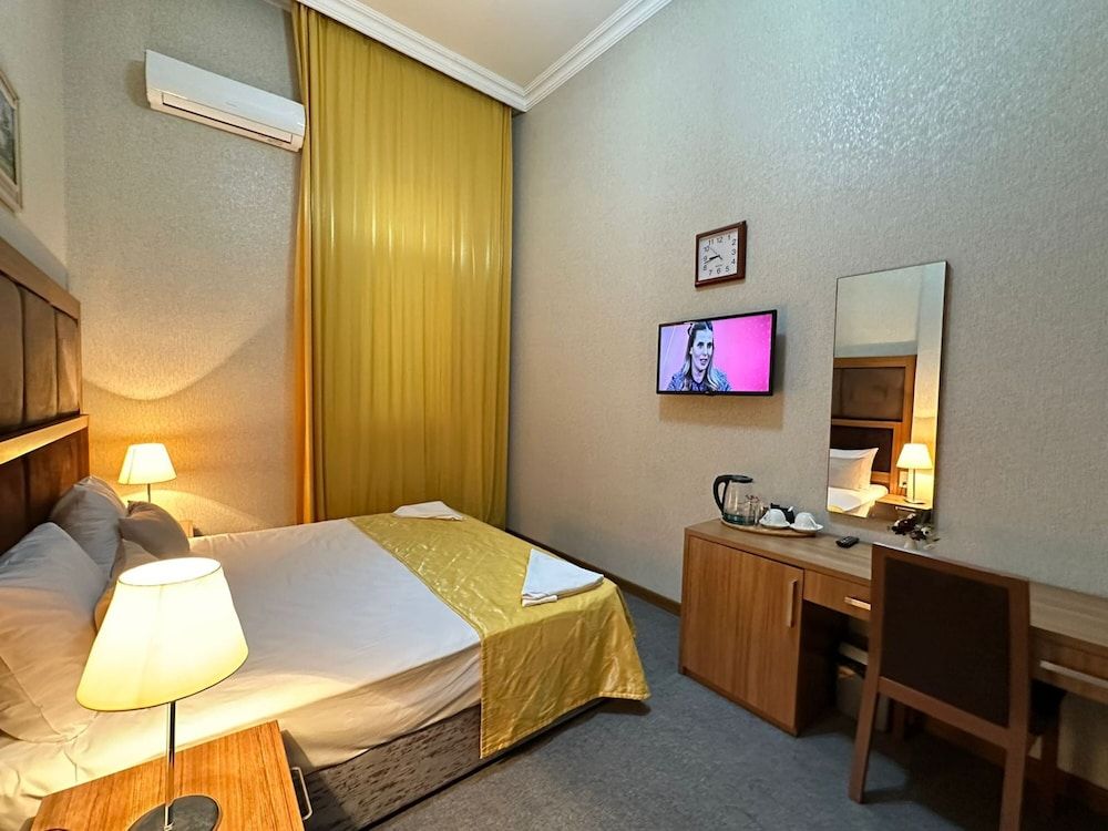 Turkiye Hotel - Free Massage Economy Double or Twin Room, Pool Access, City View 7