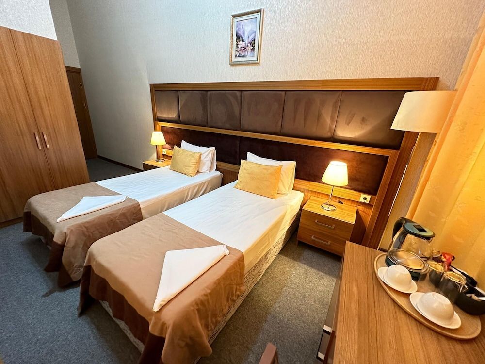 Turkiye Hotel - Free Massage Economy Double or Twin Room, Pool Access, City View 4
