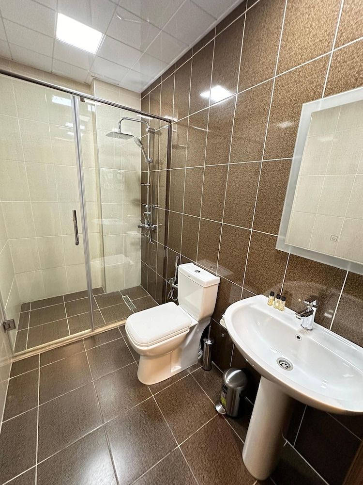 Turkiye Hotel - Free Massage Economy Double or Twin Room, Pool Access, City View 11