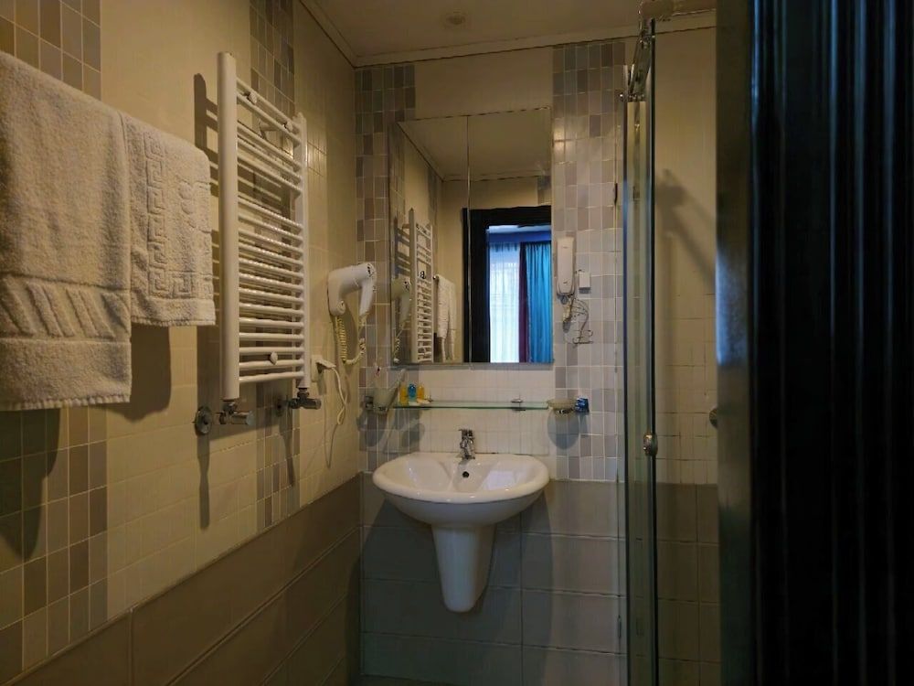 Hazz Boutique Hotel Standard Twin Room, City View 3