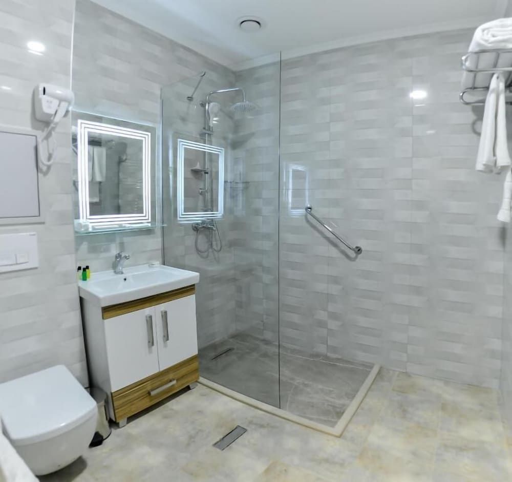 Ammar Grand Hotel Standard Double Room 3