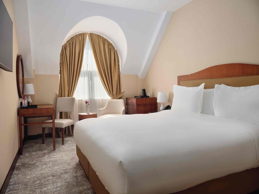 The Central Point Hotel Baku Standard Double or Twin Room, Park View