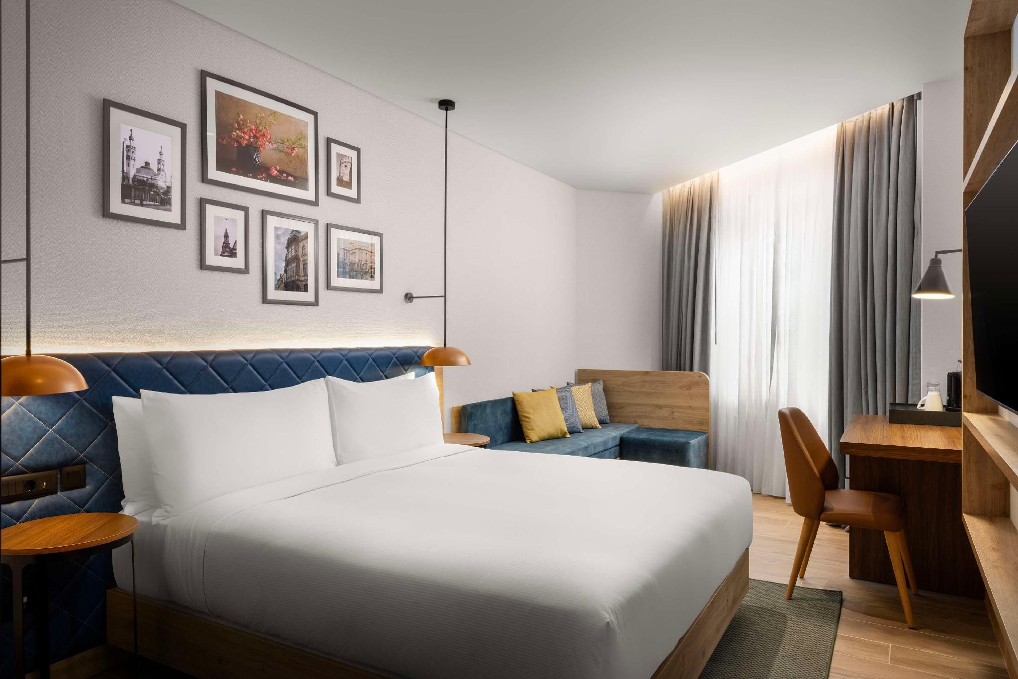 King Room With Sofabed City View High Floor