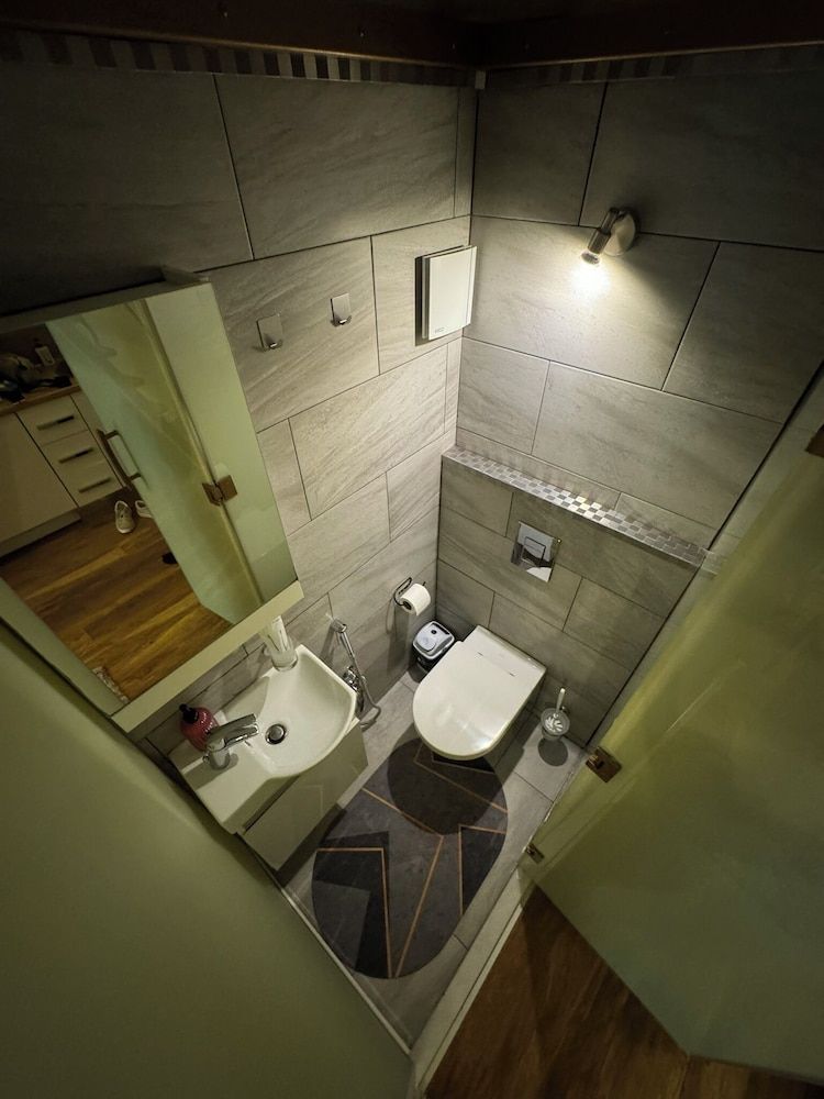 Downtown Apartments Baku City Apartment, Park View 9