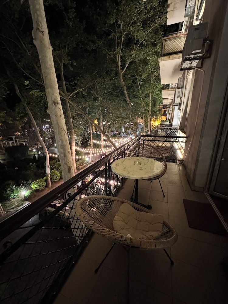 Downtown Apartments Baku City Apartment, Park View 4