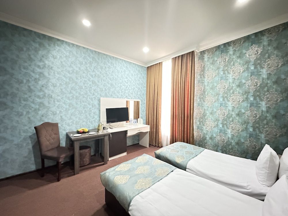 Shared Dormitory, Men only (2 beds)