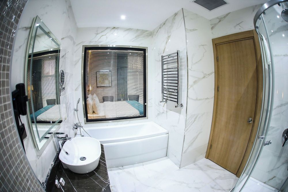 Iris Hotel Baku - Halal Hotel Standard Double Room 5