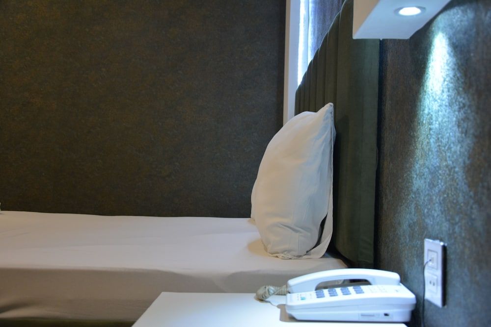 Perron Hotel Superior Double or Twin Room 28