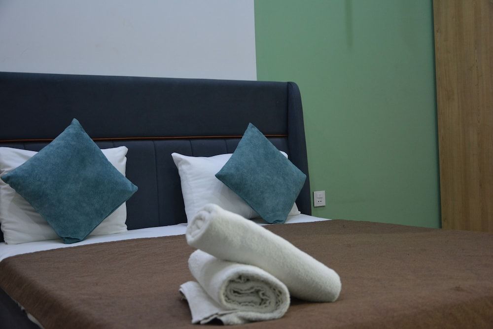 Perron Hotel Superior Double or Twin Room 5