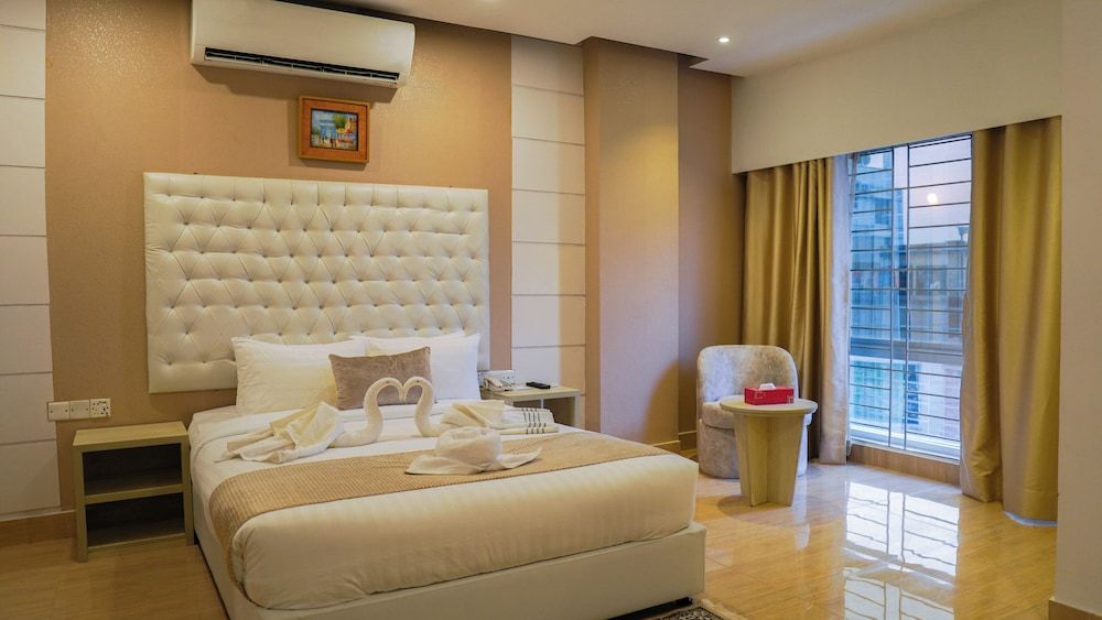 Executive Double Room, City View