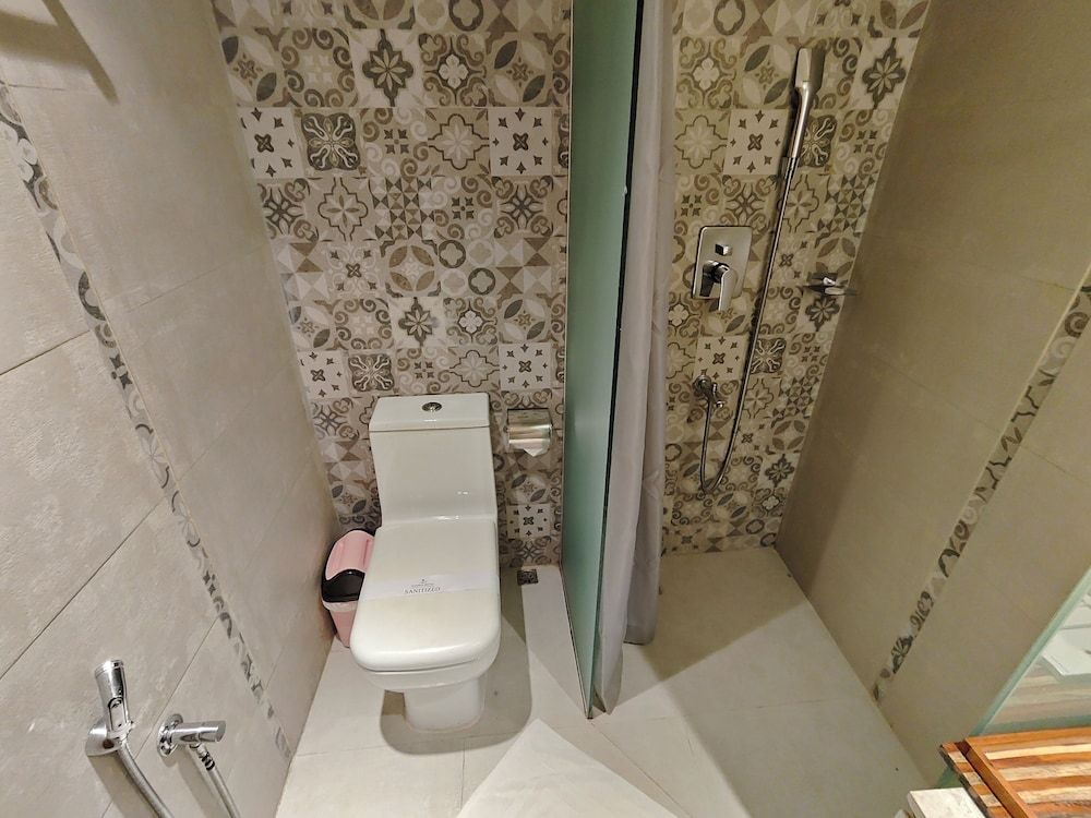 Hotel Nandini Deluxe Twin Room 6