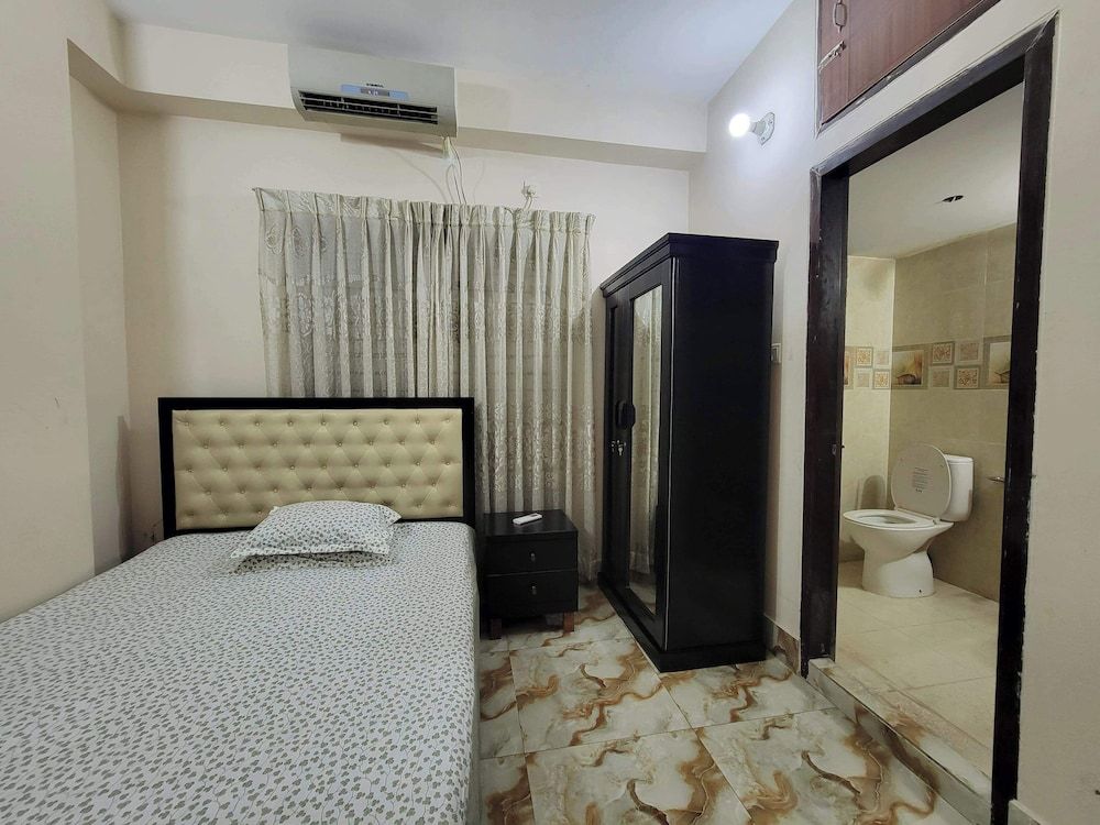 Lovely two bed Flats, by Dhaka Shahjalal Airport Apartment 2