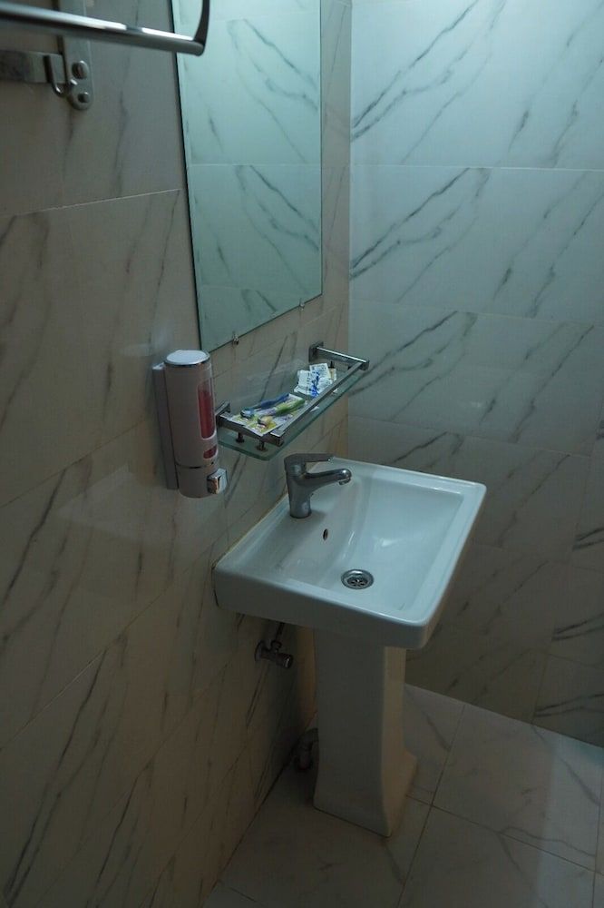 Hotel White Stone Economy Room, City View 7