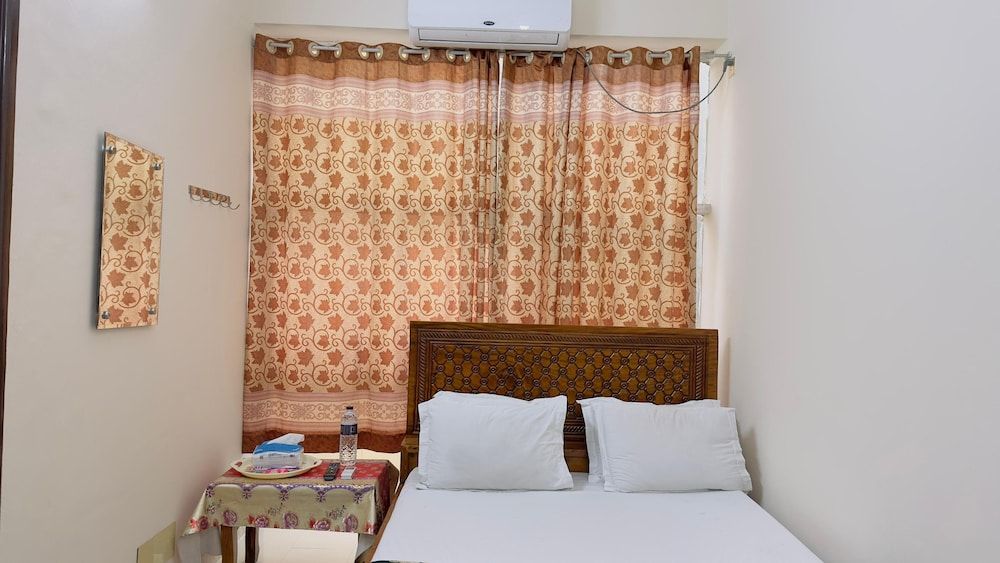 Hotel Labbaik Three Residential Deluxe Room 3