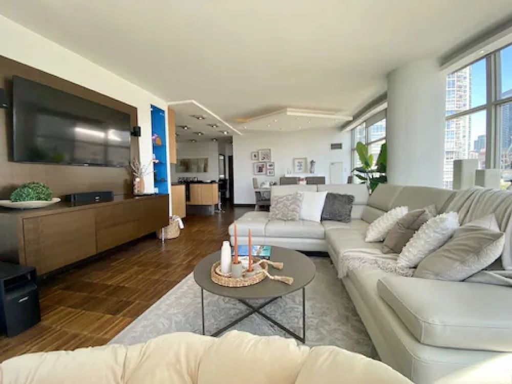 Waterfront Haven Apartments Deluxe Apartment 10