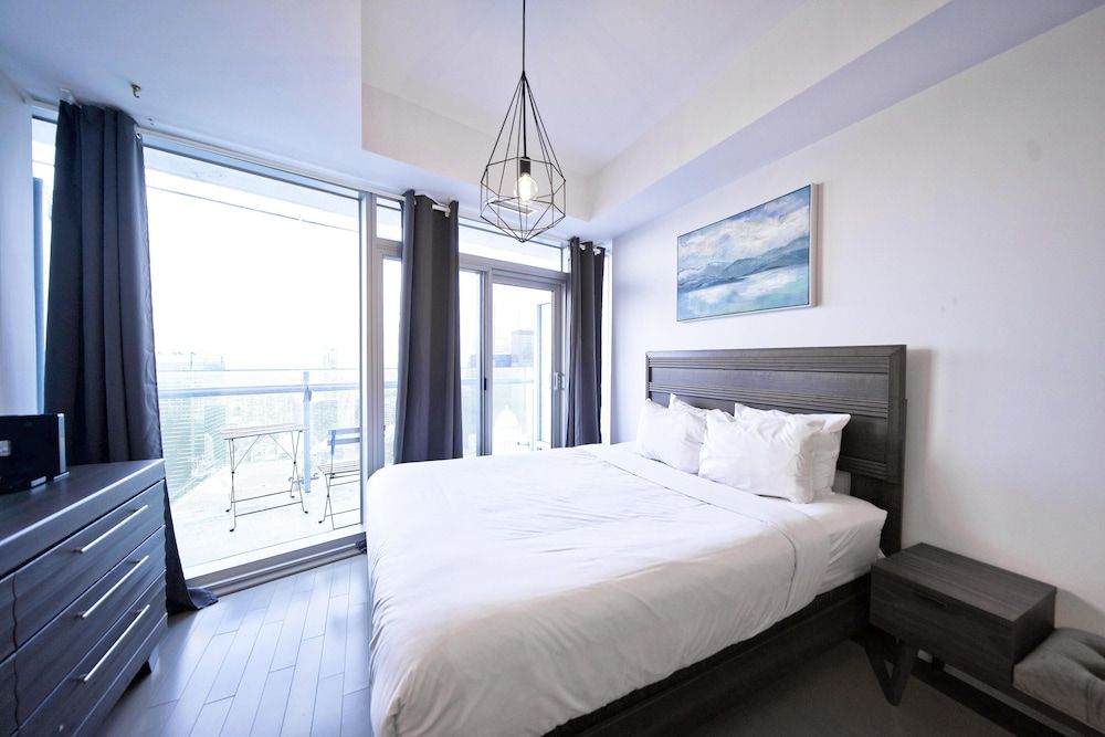 RivetStays - The York