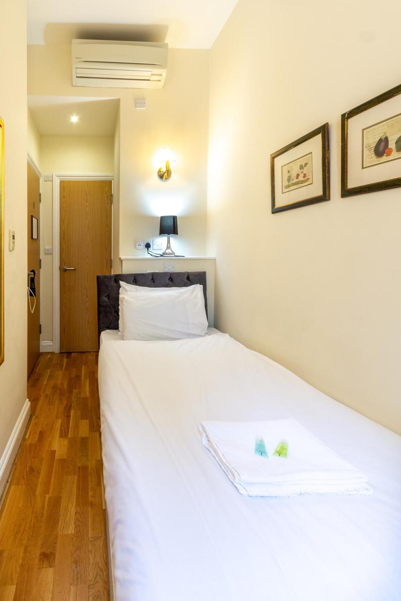 Single Room with Bathroom