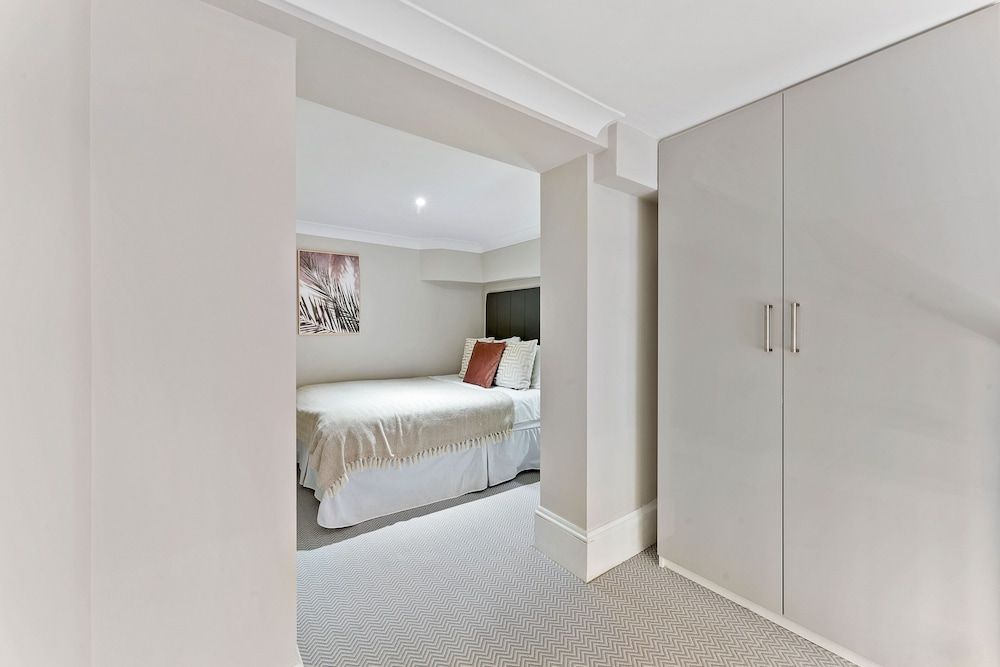 Mezzanine Studio Suite