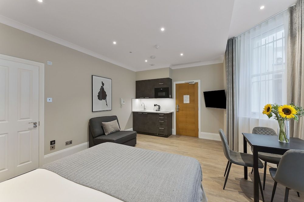 Family Studio Suite