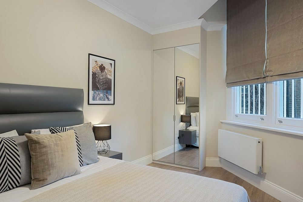 Executive Studio Suite
