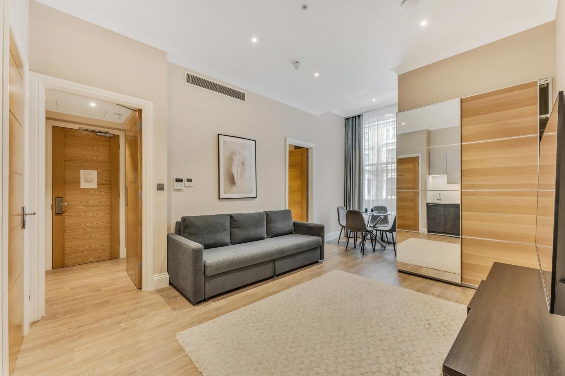 One-Bedroom Apartment