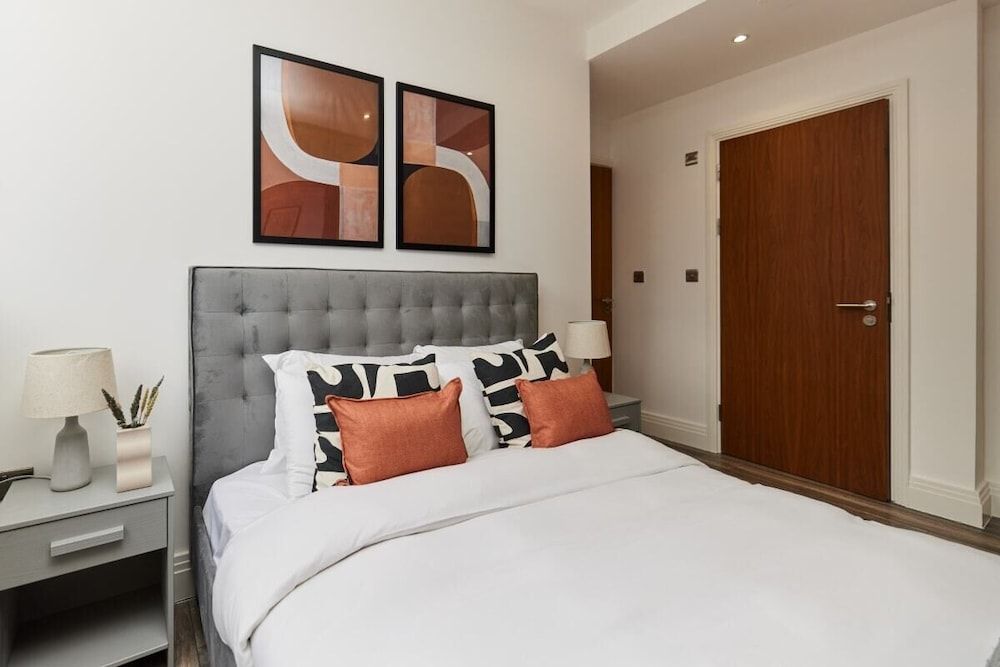 Apartment (2 Bedrooms)