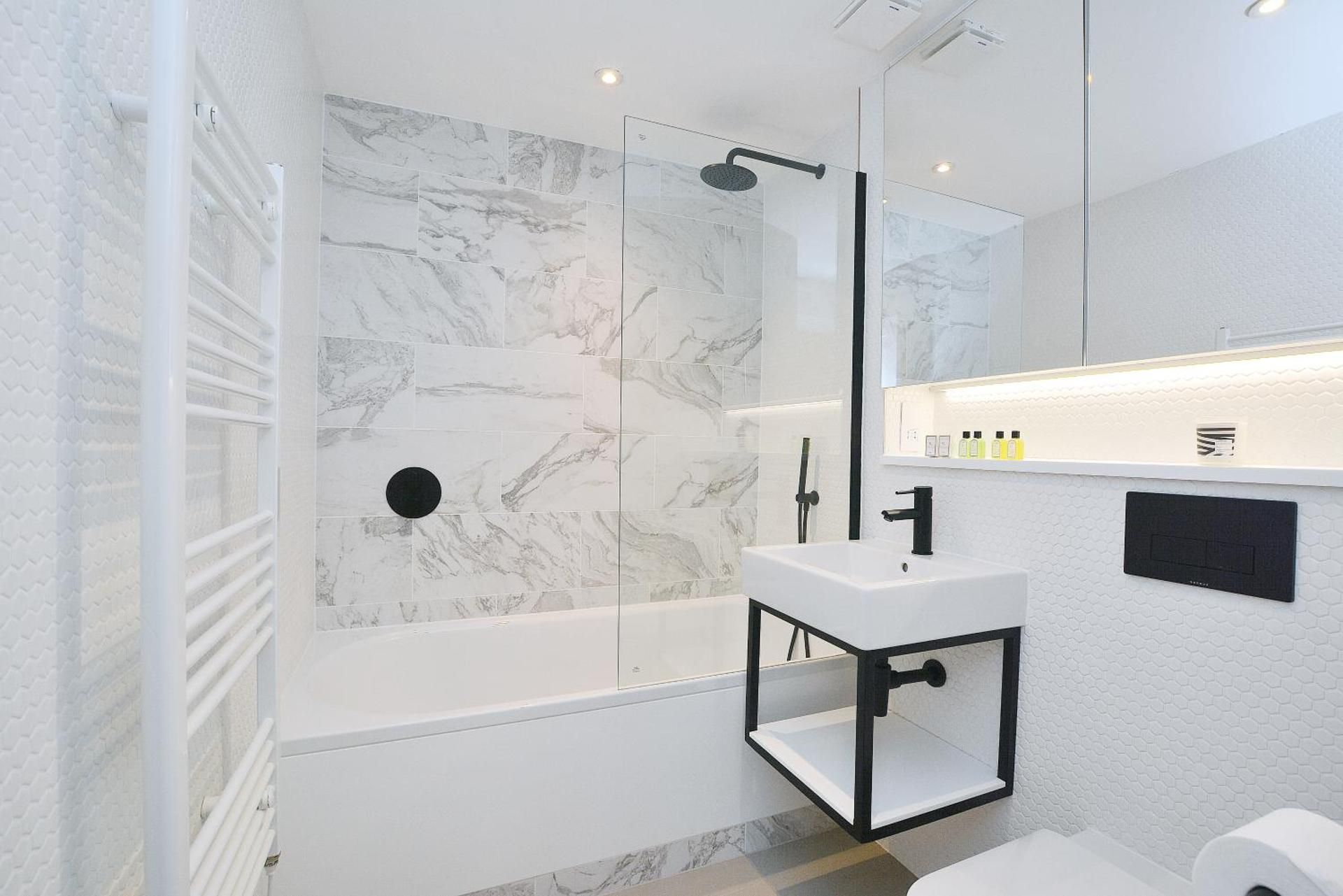 Superior Apartment