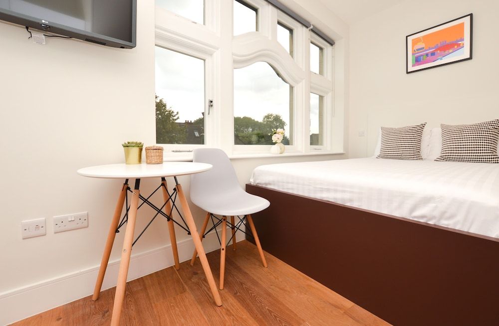 Golders Green Serviced Apartments by Concept Apartments Small Studio Apartment 8