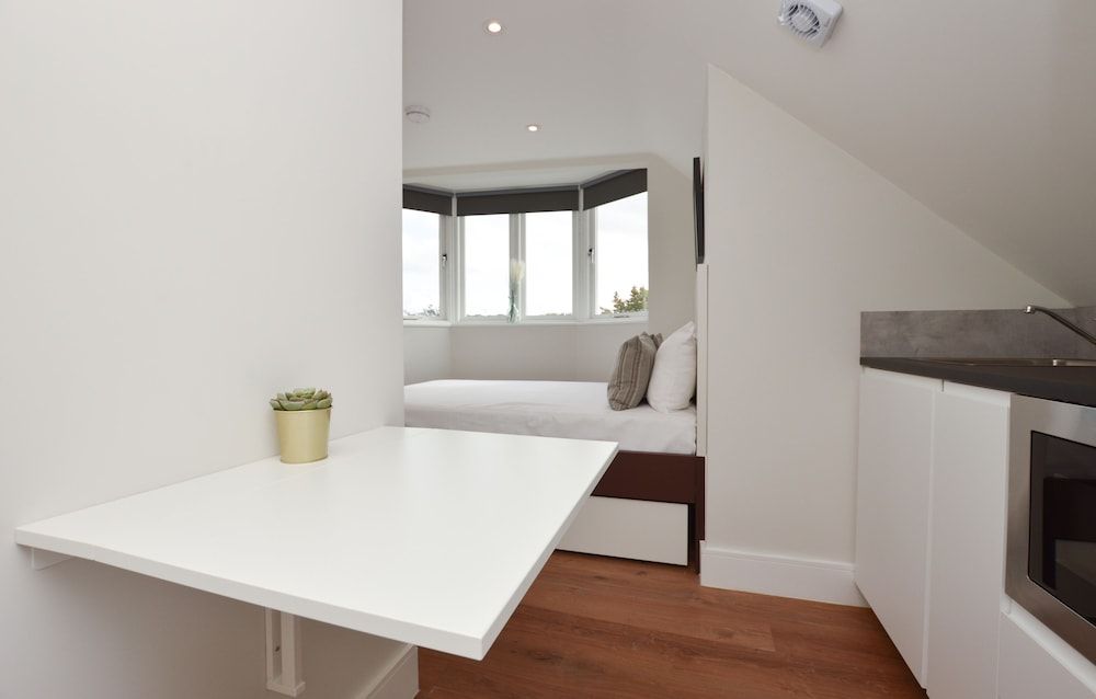 Golders Green Serviced Apartments by Concept Apartments Small Studio Apartment 2