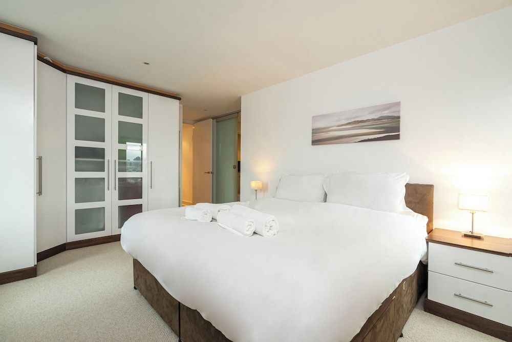Apartment (2 Bedrooms)