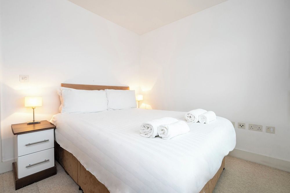 Apartment (2 Bedrooms)