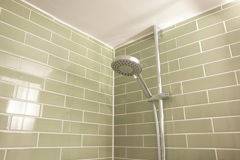 Bob W London Olympia Basic Double Room 6