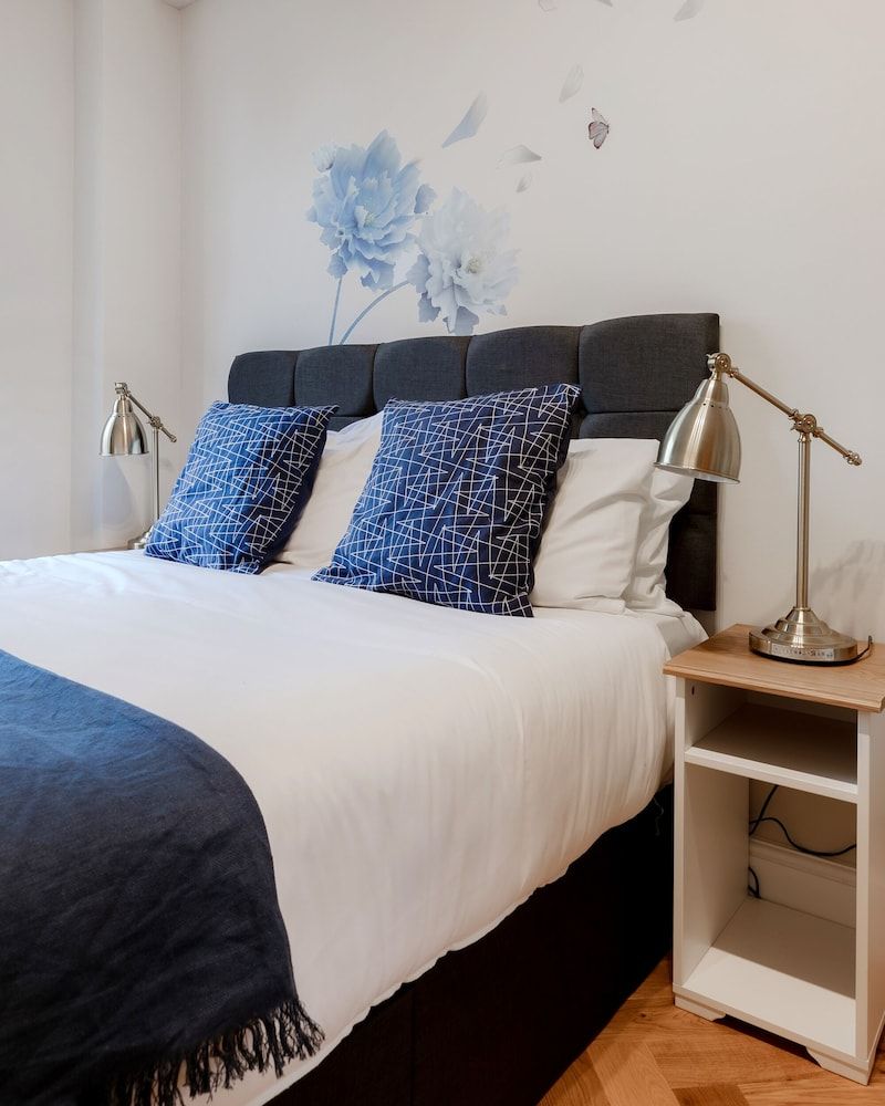 Deluxe Apartment, Private Bathroom, City View