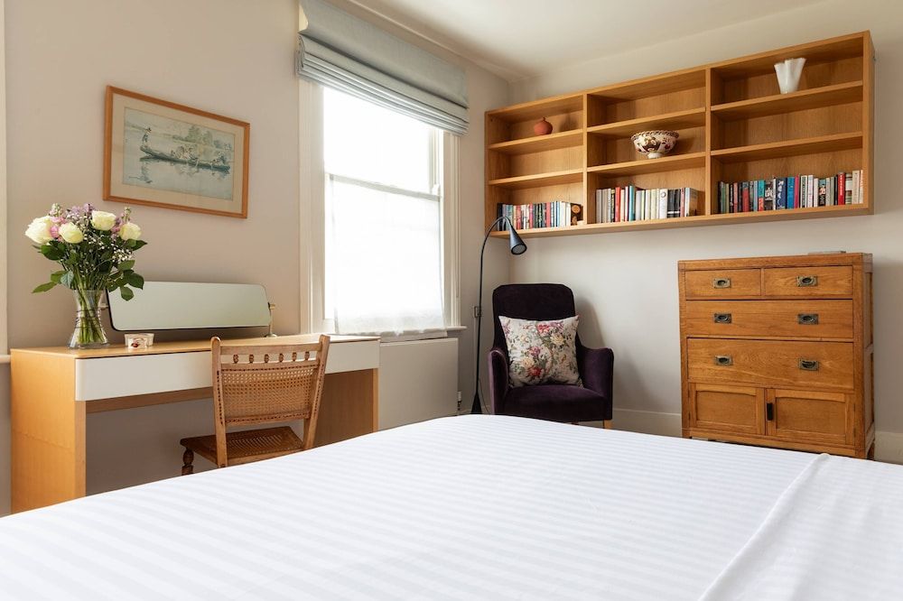 Apartment (2 Bedrooms)