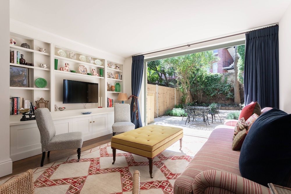 Apartment (4 Bedrooms)