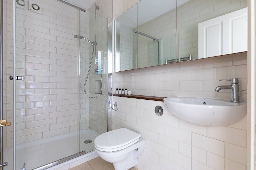 Poplar Grove II by Onefinestay Apartment (5 Bedrooms) 22