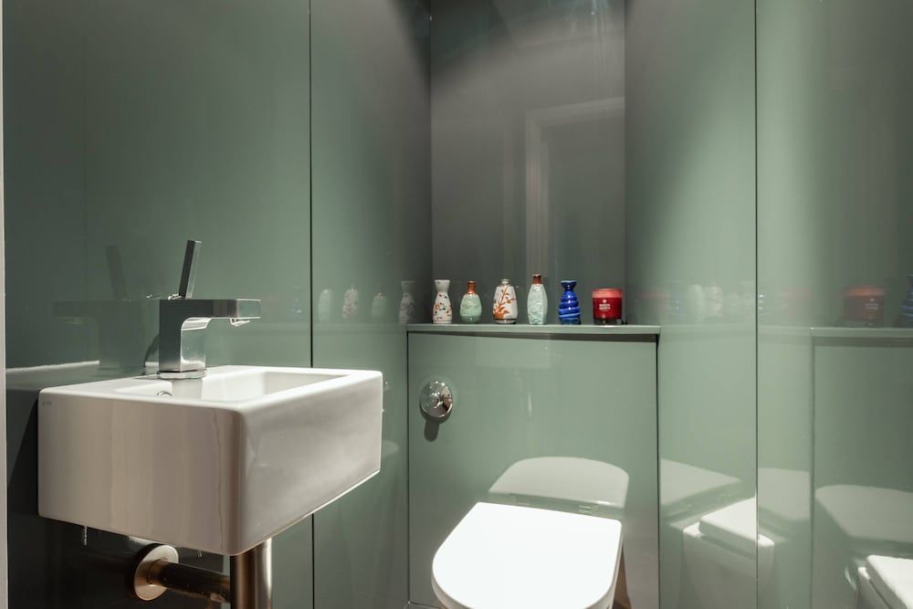 Poplar Grove II by Onefinestay Apartment (5 Bedrooms) 26