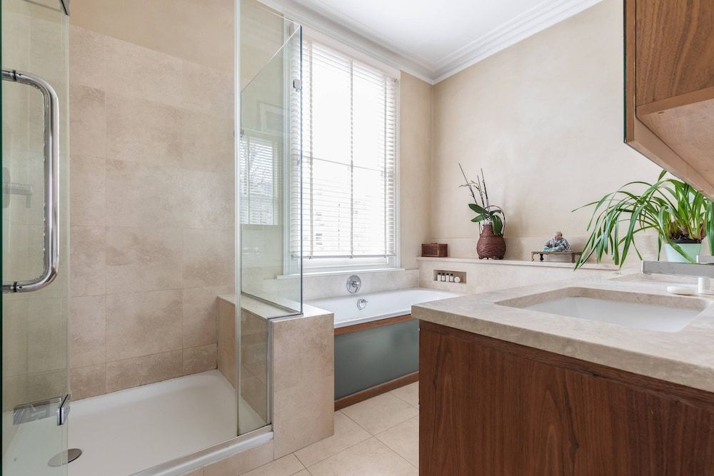 Poplar Grove II by Onefinestay Apartment (5 Bedrooms) 28