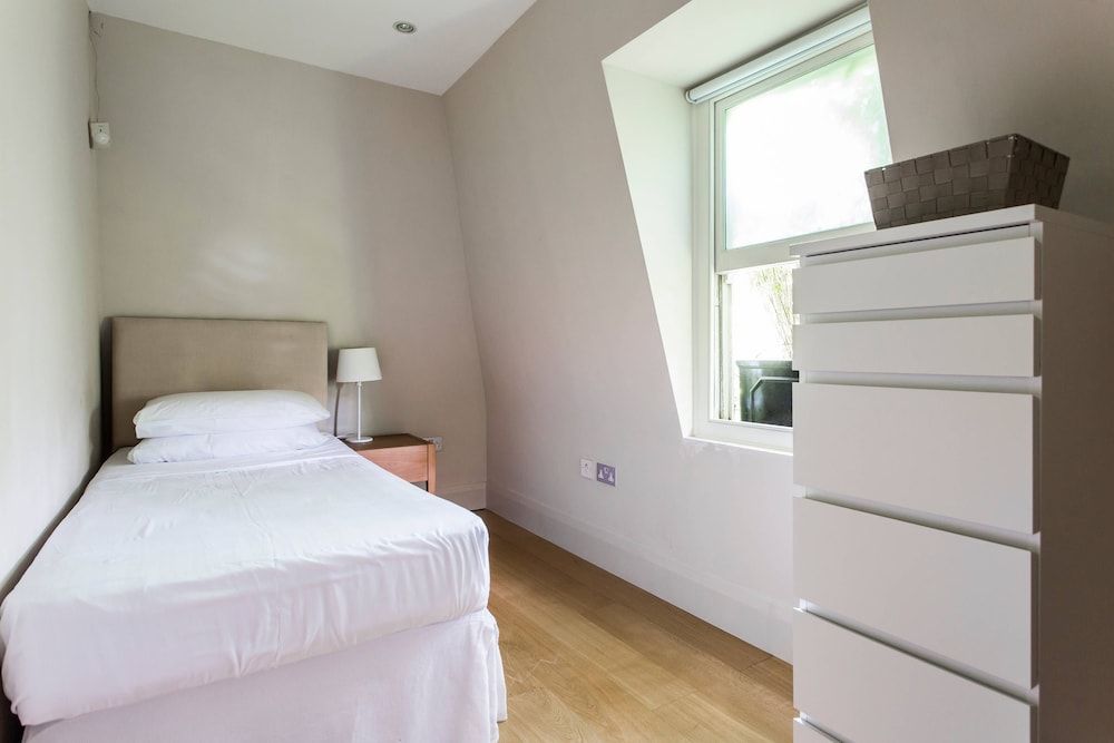 Campden Street VII by Onefinestay Apartment (3 Bedrooms) 2