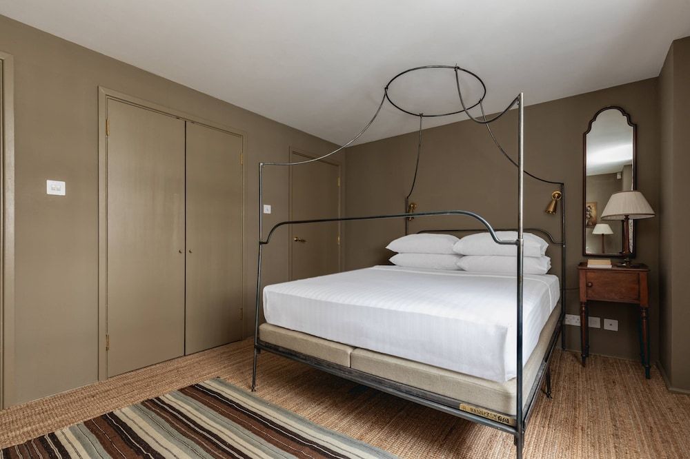 Apartment (3 Bedrooms)