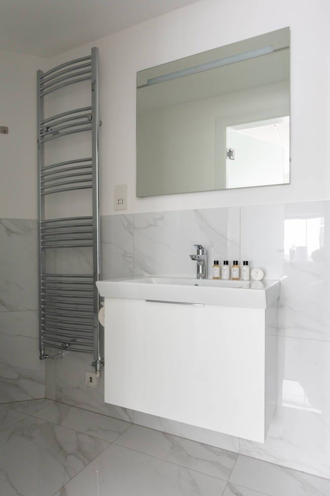 Winchester Street III by Onefinestay Apartment (3 Bedrooms) 21