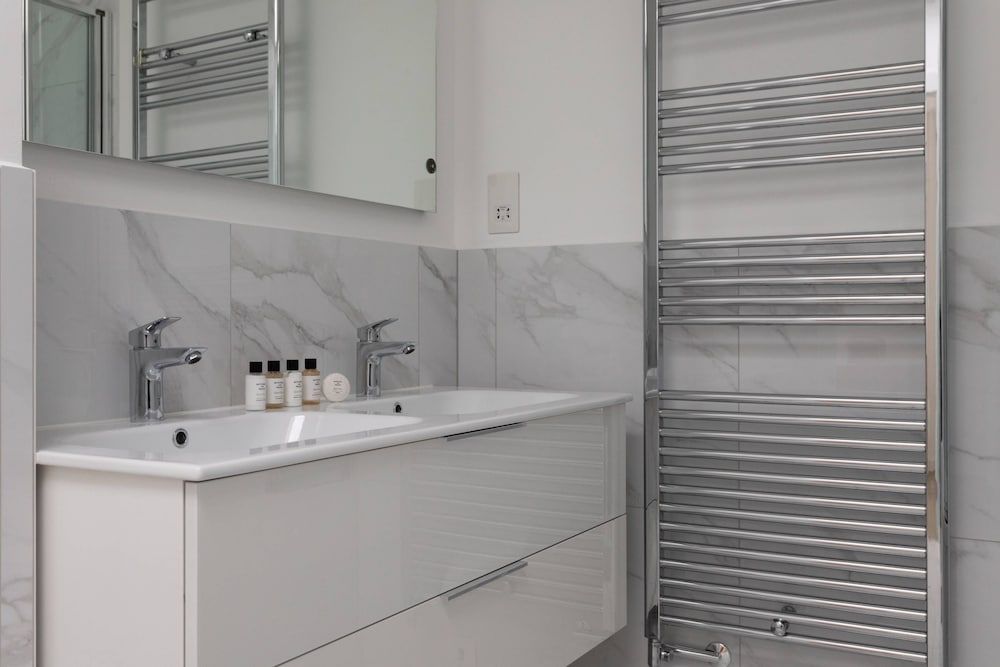 Winchester Street III by Onefinestay Apartment (3 Bedrooms) 20