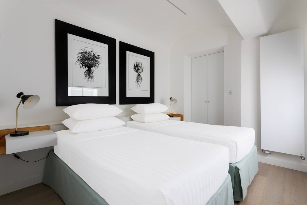 Winchester Street III by Onefinestay Apartment (3 Bedrooms) 9