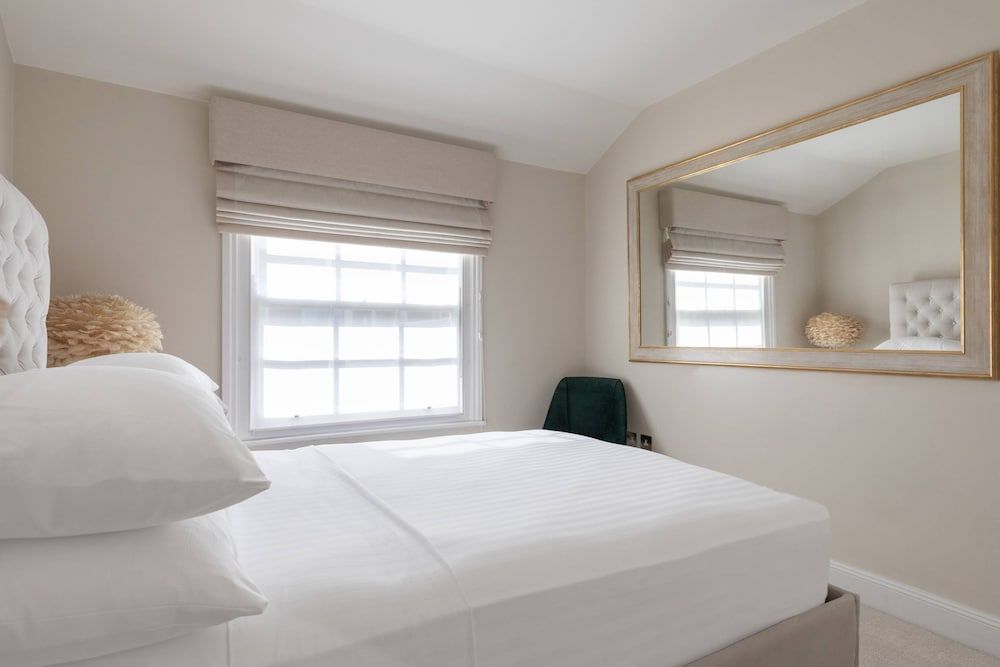 Apartment (3 Bedrooms)